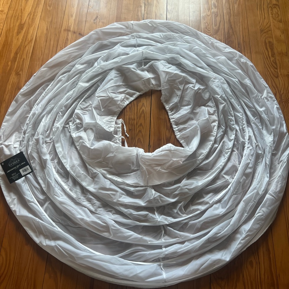 Luxurious White Bedding Set